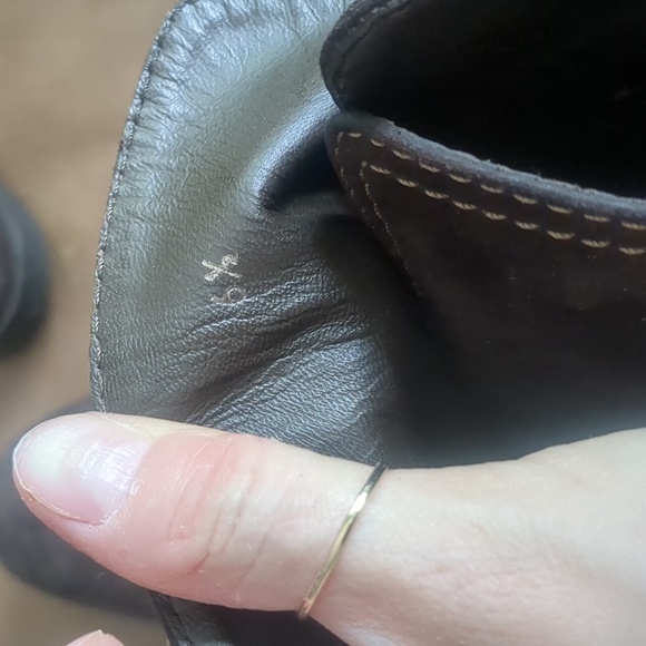 Tod's brown suede boots - Picture 5 of 9